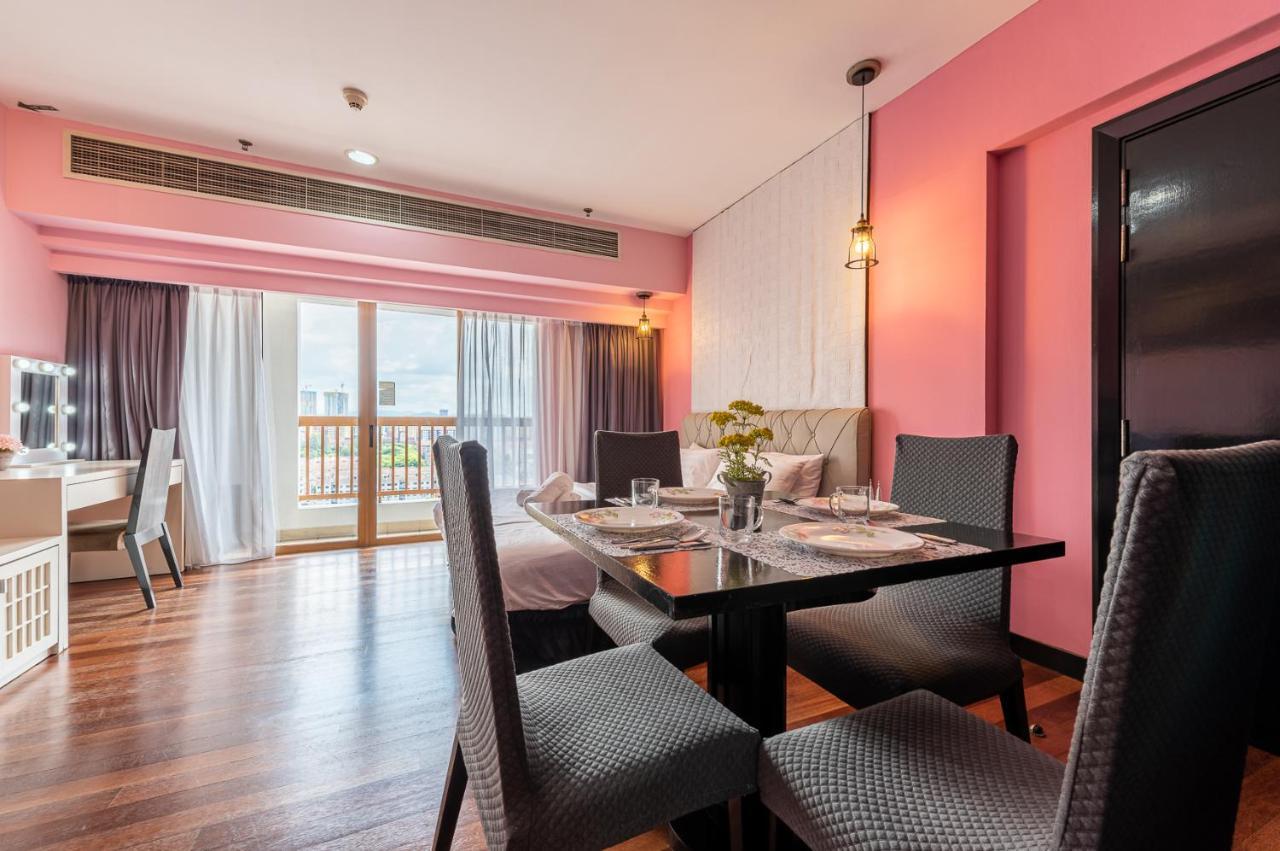Luxurious Resort Connected SunwayPyramid 4pax 05 Petaling Jaya Extérieur photo